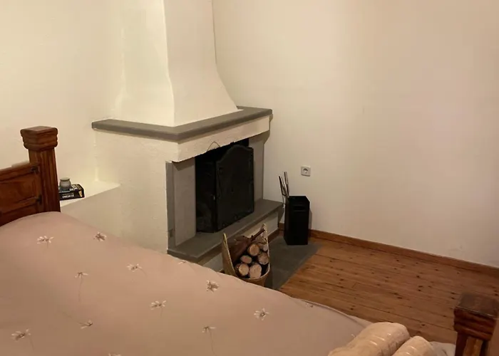 Mpatsilas Vasilitsa * 格雷韦纳